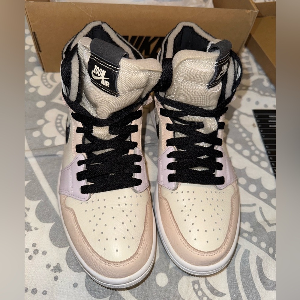 Women’s air Jordan 1 high zoom comfort ‘Easter’ - Picture 4 of 5